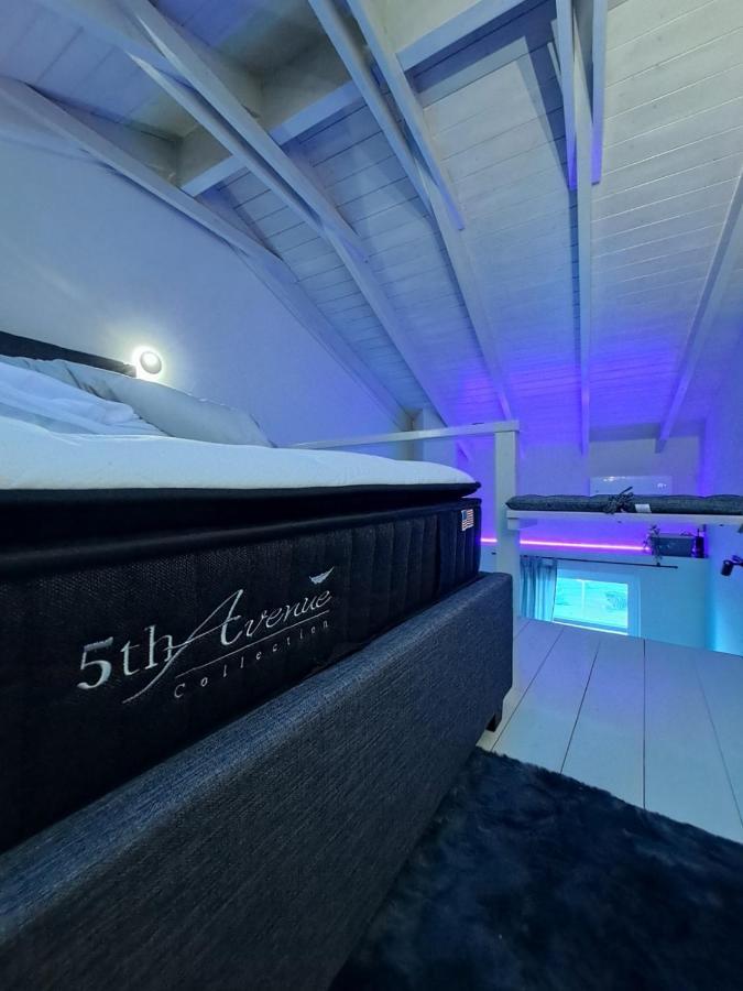 Vrachos Suites 艾伊翁 外观 照片
