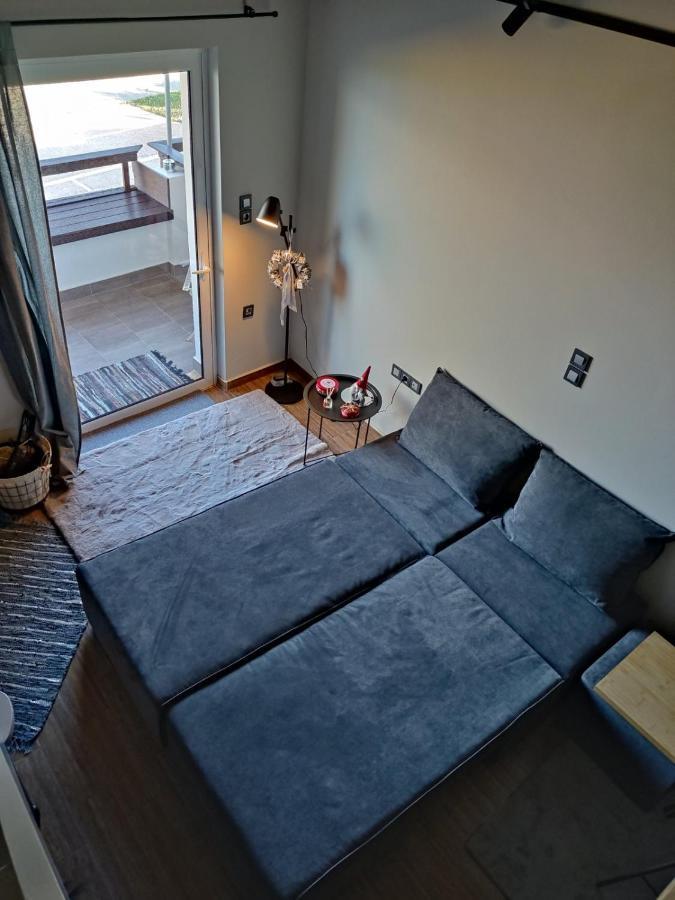 Vrachos Suites 艾伊翁 外观 照片